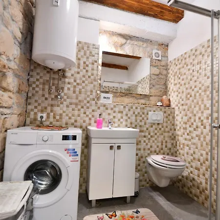 Rural Podastrana Apartamento *