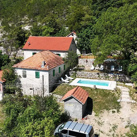 Apartamento Rural Podastrana *