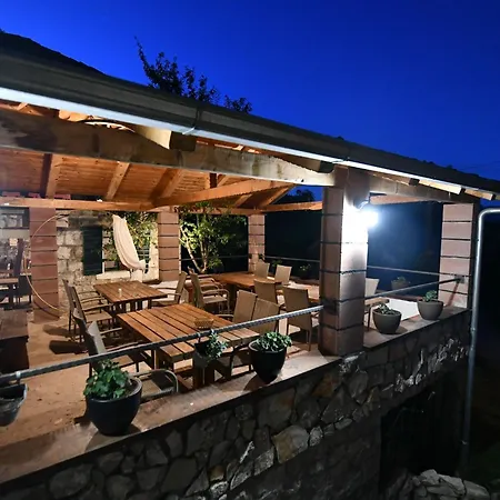 Rural Podastrana Apartamento Sinj